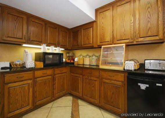 Quality Area Inn 3*